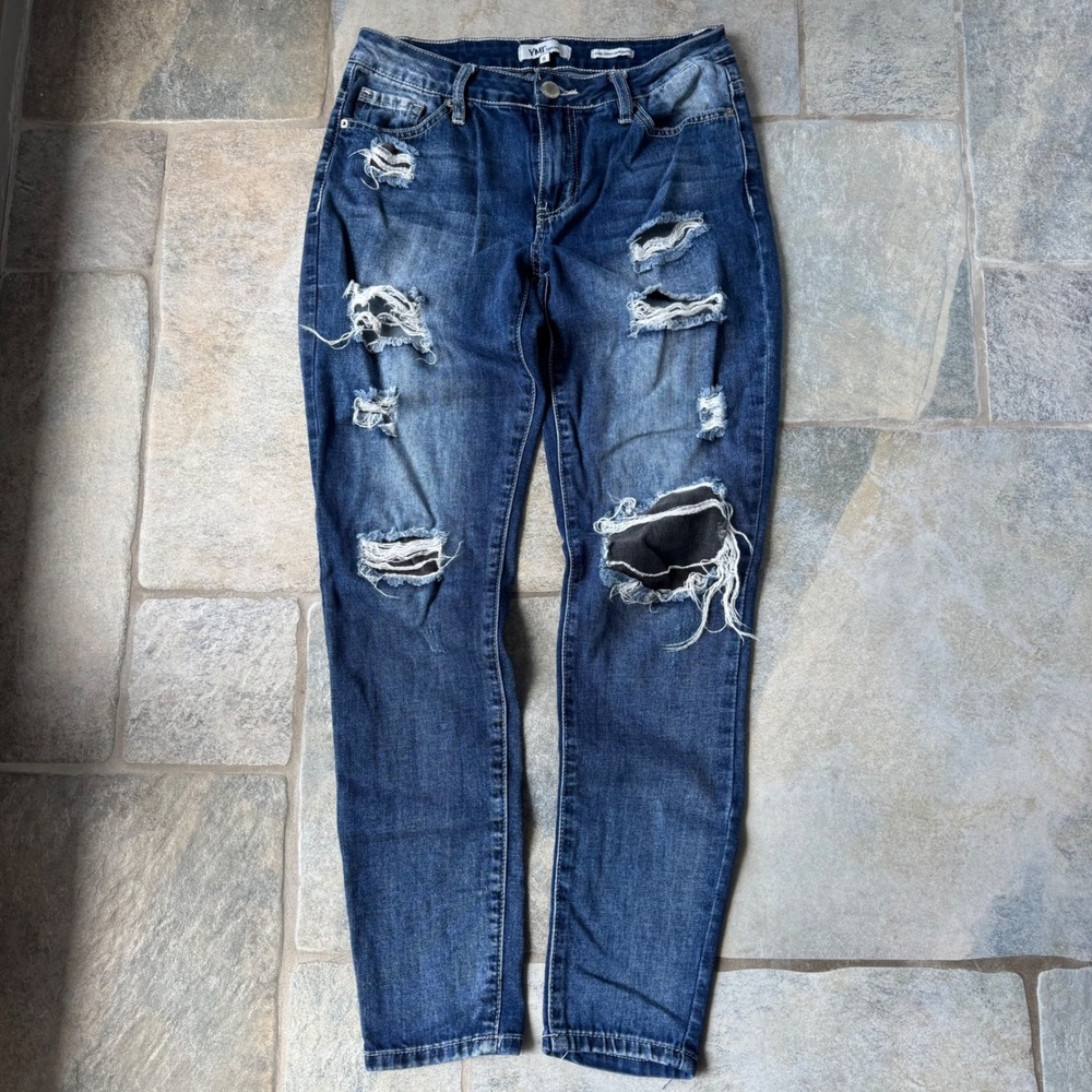 Y2K YMI Dream Fit Stretchy Jeans Size 5 Distressed Mid Rise Skinny Patch‎ Knee